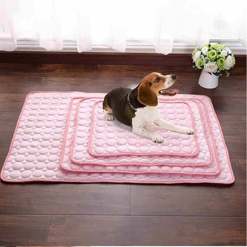 Pet Cooling Pad for Summer - Ice Silk Comfort for Pets