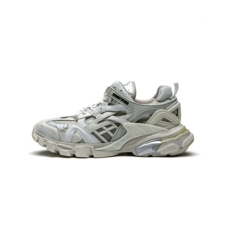 Thick-soled White Men's Ins Tide New Sports Men's Shoes with mixed material upper and rubber foam sole.