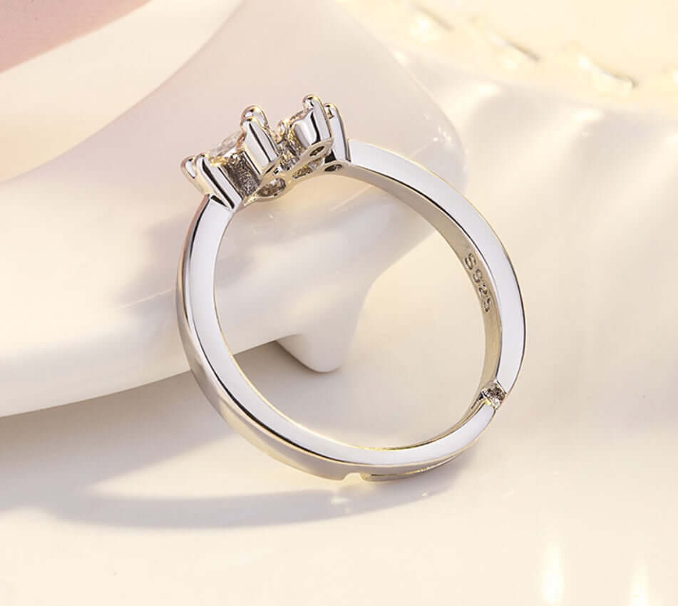 New Cat Bear Dog Paw Ring for Women Jewelry Sets showcasing a silver ring with white CZ stones.